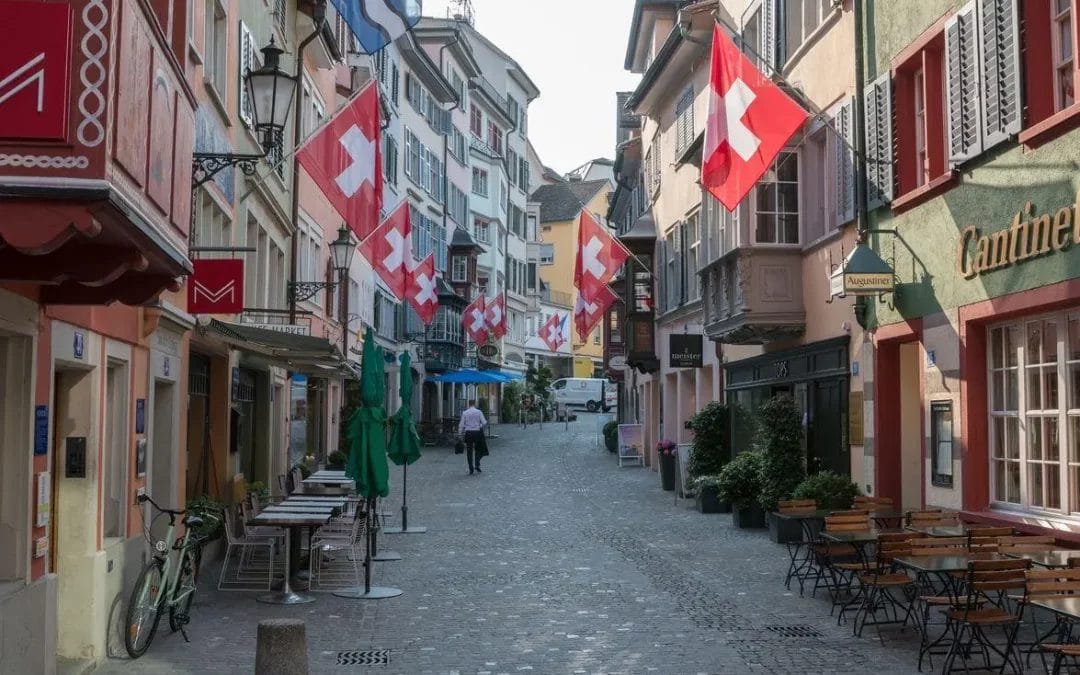 ¿Por qué Suiza es uno de los países más ricos del mundo?